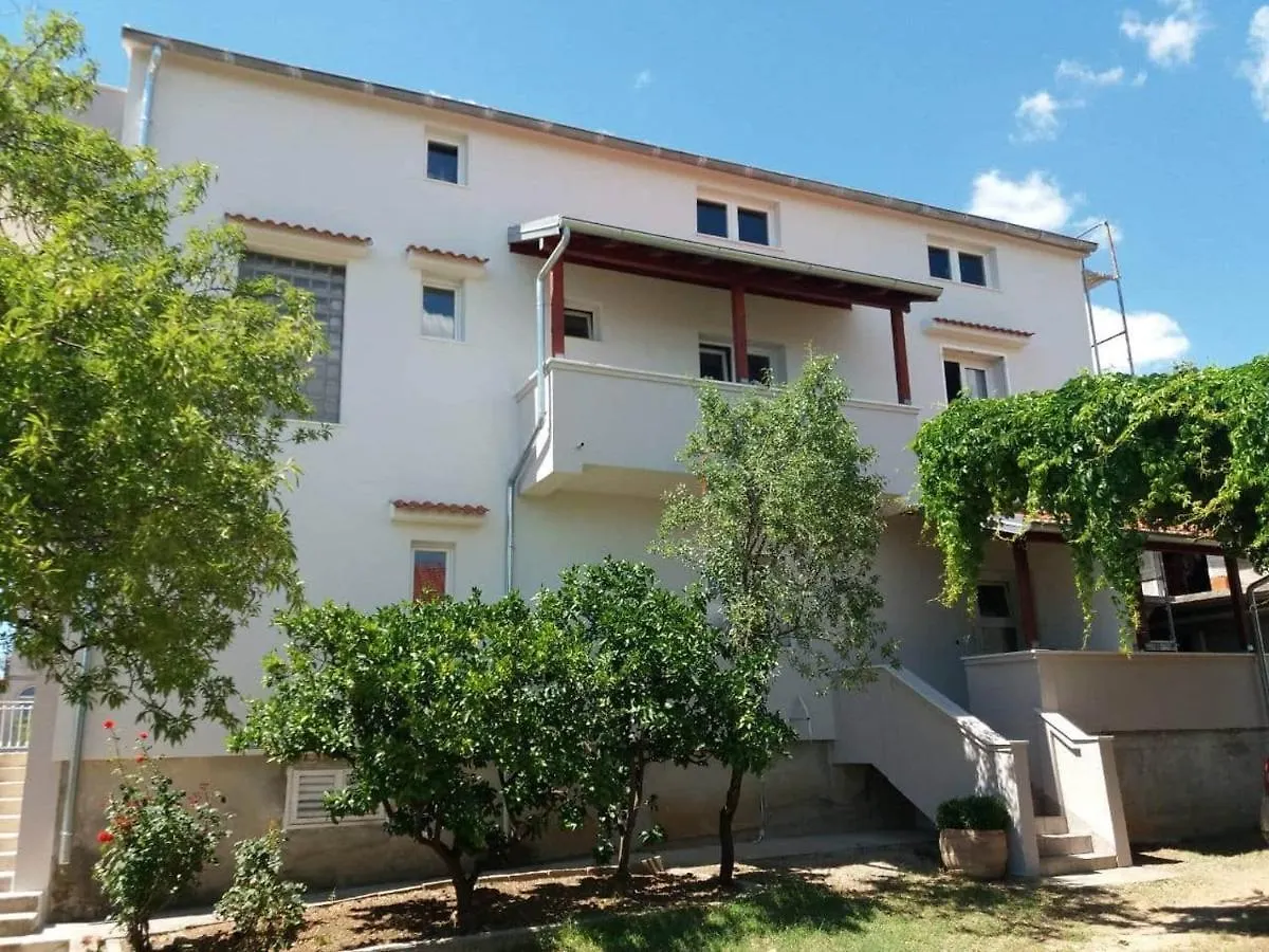 Apartments With A Parking Space Sveti Filip I Jakov, Biograd - 18810