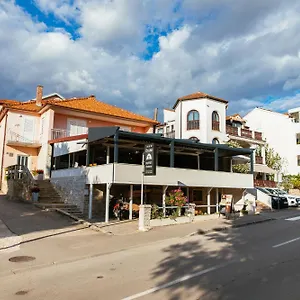  Gostinjska kuća Pansion Cirjak